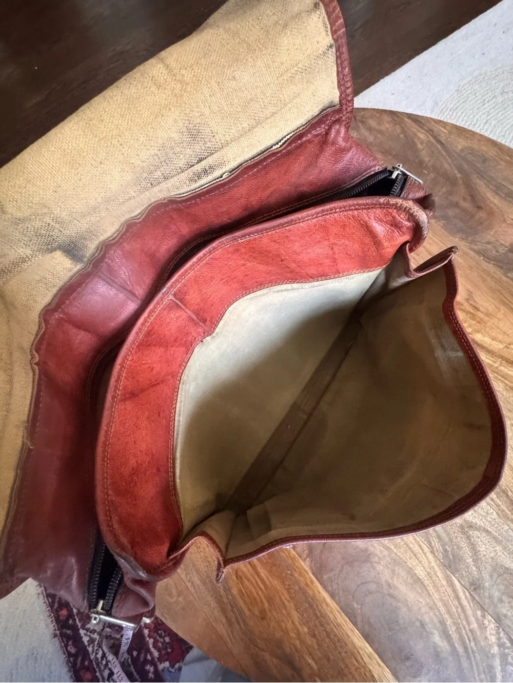Carbon2Cobalt Overlander Messenger Bag Rust Brown Leather Worn-In Vintage Look